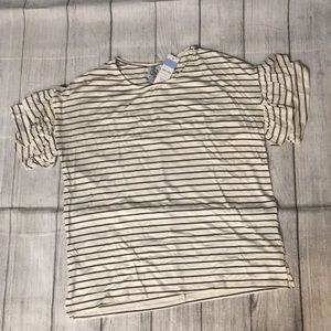 Agnes & Dora Frill sleeve top, L, NEW!!!